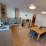 Mandla's Hoamat Apartament