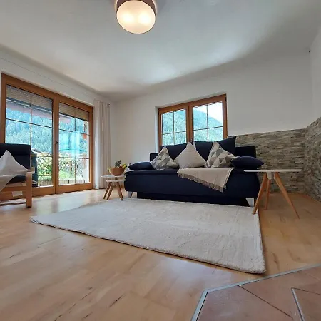 דירה Mandla's Hoamat *